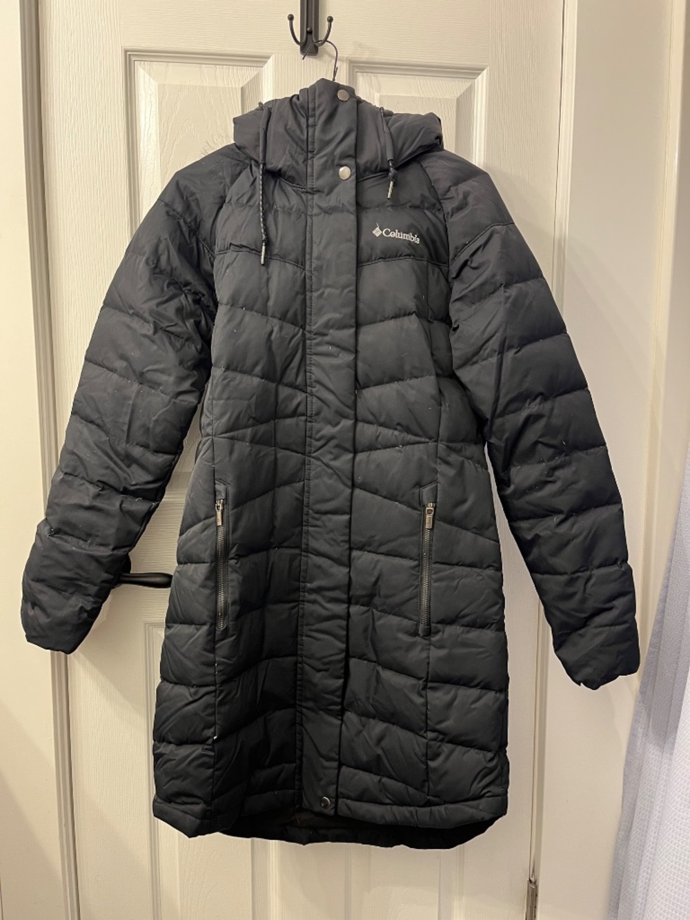 Columbia Women's Belle Isle Mid Down Jacket